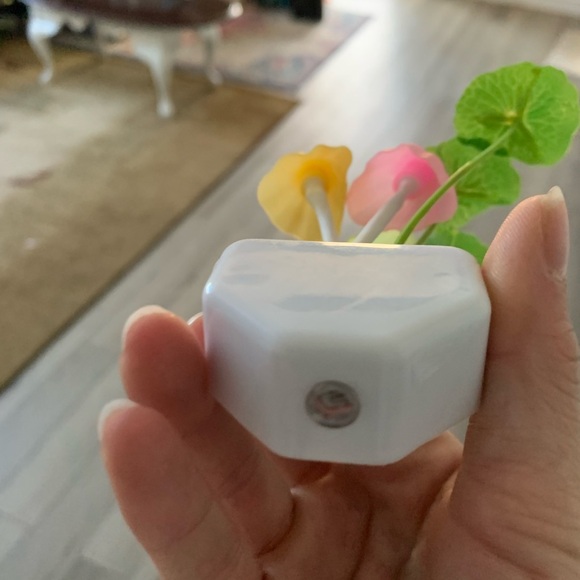 Led mushroom nightlight - Picture 6 of 7